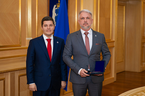 Работники ООО «Ачимгаз» отмечены высокими наградами